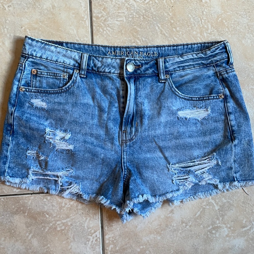 American Eagle tomgirl shortie shorts